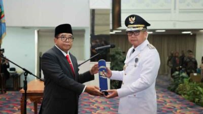 Pj. Gubernur Lampung Melantik dan Mengambil Sumpah Jabatan Ferli Yuledi Pj Bupati Tuba