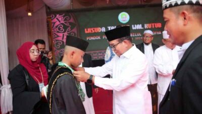 Pj. Gubernur Samsudin Hadiri Wisuda Tahfidz Pondok Pesantren Sabilul Mustofha