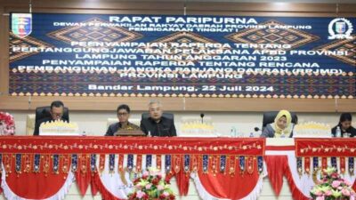 Sekdaprov Fahrizal Sampaikan Raperda Pertanggungjawaban Pelaksanaan APBD Lampung TA 2023
