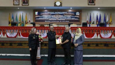 Sekdaprov Fahrizal Sampaikan Raperda RPJPD Provinsi Lampung Tahun 2025-2045