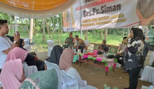 FX Siman Sosialisasikan Ideologi Pancasila di Desa Bagelen