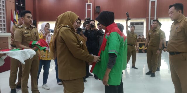 Walikota Eva Dwiana Minta Petugas Sisir Sungai, Kerja tanpa Disuruh
