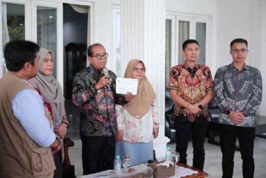 Pantarlih Lakukan Coklit Data Pemilih Pilkada 2024 di Kediaman Pj. Gubernur Lampung
