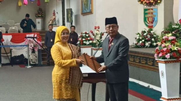 Dani Mulyawati Dilantik Jadi PAW Anggota DPRD Lampung