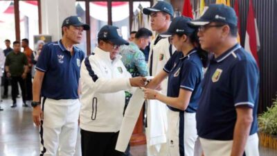 Pj. Gubernur Samsudin Lepas Kontingen Lampung Ikuti PON XXI Aceh-Sumatera Utara 2024