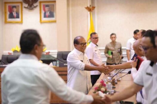 Pj. Gubernur Samsudin Pimpin Rapat Penyelesaian Pelepasan Aset HPL Kelurahan Way Dadi
