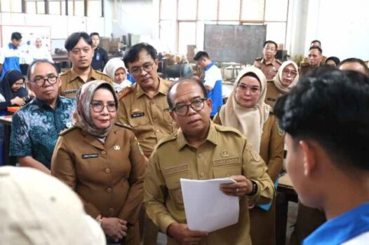 Pj. Gubernur Samsudin Tinjau Program Pelatihan Berbasis Kompetensi di BLK Bandar Lampung