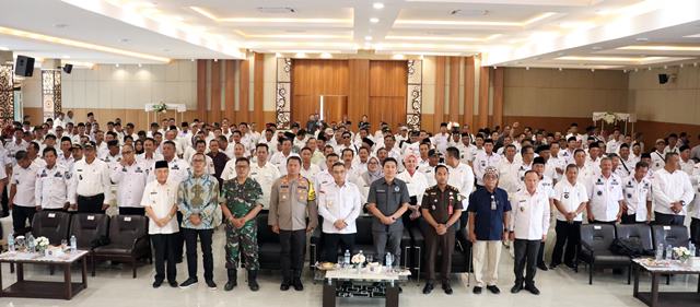 Pemkab Lamteng Gelar Sosialisasi dan Ikrar Netralitas Kepala Kampung pada Pilkada 2024