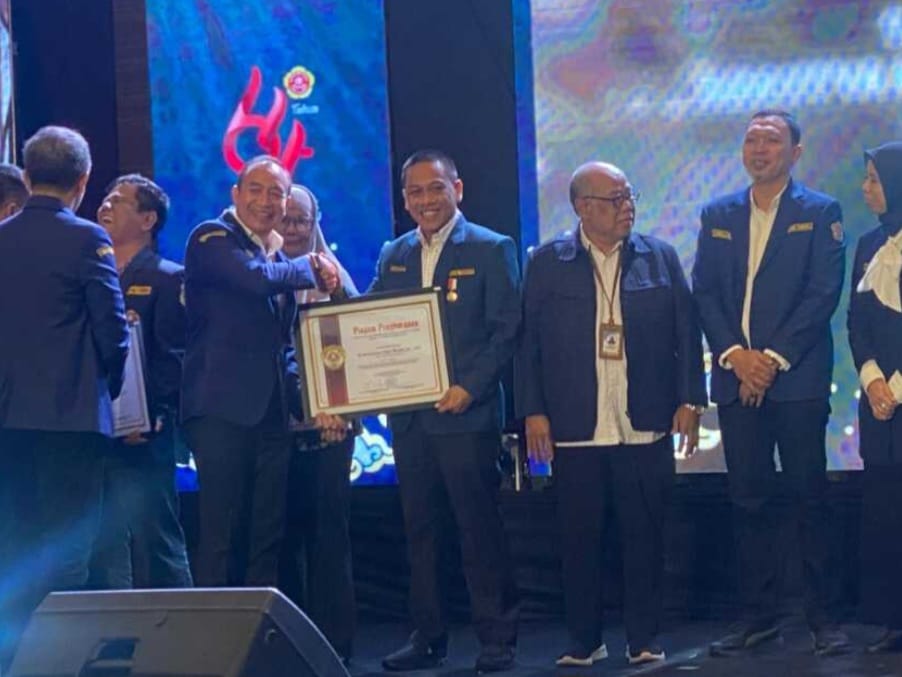 Selamat, Metro Raih Penghargaan Karang Taruna Nasional