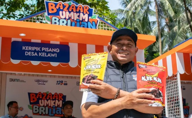 Berkat Sentuhan BRI, Keripik Pisang “Njik Njik” Desa Kelawi Bakauheni Makin Untung Besar