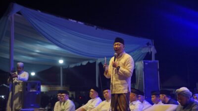 Puluhan Ribu Warga Tubaba Hadiri Sholawatan Bersama Mirza-Jihan