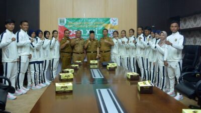 Pj Sekda Lamteng Lepas Atlet ke PON Aceh-Sumut