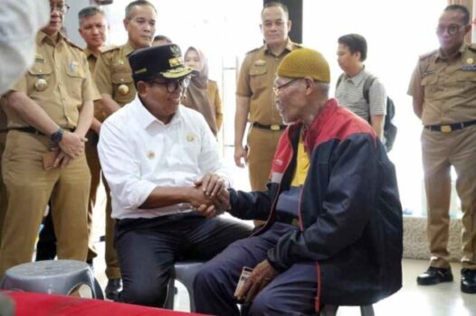 Pj. Gubernur Samsudin Tinjau Pelaksanaan Program Pemutihan Pajak Kendaraan Bermotor di Samsat Rajabasa