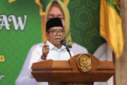 Pj. Gubernur Samsudin dan Ibu Maidawati Hadiri Peringatan Maulid Nabi Muhammad SAW 1446 H