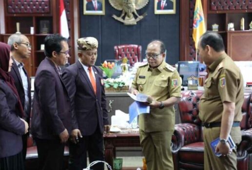 Pj. Gubernur Samsudin Terima Kunjungan Pengurus PPNI, Bahas Hibah Lahan dan Pembangunan Diklat