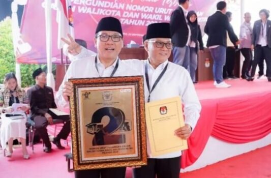 KPU RI Anulir Diskualifikasi Wahdi-Qomaru, Pilkada Kota Metro Tetap Diikuti Dua Calon