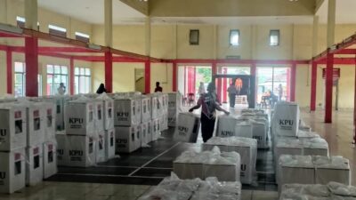 Pendistribusian Logistik Pilkada 2024 di 97 TPS di Kecamatan Sidomulyo Lancar dan Aman