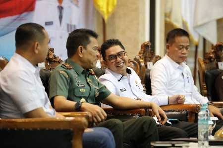 Rakor Swasembada Pangan, Pj. Sekdaprov Fredy Paparkan Peningkatan Produksi Padi 4 Tahun Terakhir