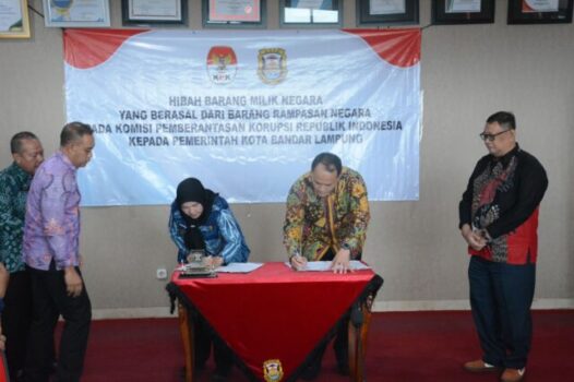 KPK Serahkan Aset Bekas Milik Mantan Bupati Lampung Utara ke Pemkot Bandarlampung Senilai Rp42,9 Miliar Lebih