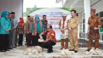 Pj.Gubernur Samsudin Resmikan Pembangunan Masjid Baiturrasyid Pringsewu
