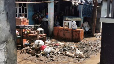 Korban banjir di Bandar Lampung Membutuhkan Bantuan Pakaian Layak Pakai, Sslimut, dan Obat-obatan