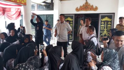 Keringatnya hanya Dihargai Rp200 Ribu, Ratusan Guru Honorer Lampung Utara Minta Diprioritaskan dalam Penerimaan P3K