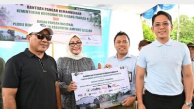 Korban Banjir di Tiga Kecamatan di Lamsel Terima Bantuan