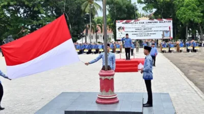 Kadis Kominfo Pimpin Upacara Bulanan Pemkab Lampung Selatan