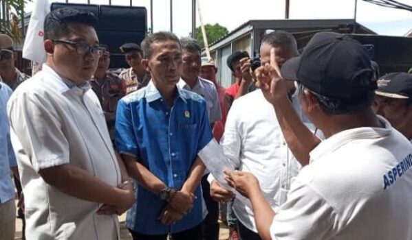 Timbulkan Bau Busuk dan Diduga Tak Berizin, Warga Desa Madukoro Desak Pemkab Segera Tutup Peternakan CV Hanura Jaya Farm
