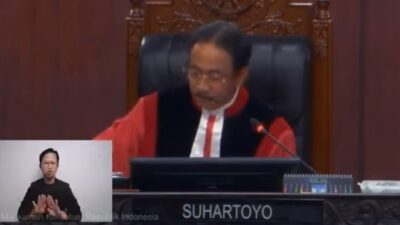 Sengketa Pilkada Pesawaran: Syarat Pencalonan Tidak Sah, MK Diskualifikasi Arisandi dan Minta Pilkada Ulang