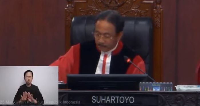 Sengketa Pilkada Pesawaran: Syarat Pencalonan Tidak Sah, MK Diskualifikasi Arisandi dan Minta Pilkada Ulang