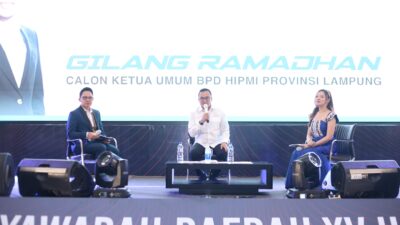 Gilang Ramadhan Pukau Panelis dan Ribuan Mahasiswa