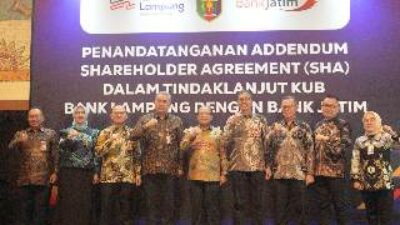 Bank Lampung Teken Addendum “Shareholder Agreement” dengan Bank Jatim