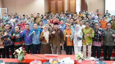 Hari Pertama Pasca Dilantik, Wabup M. Syaiful Anwar Pimpin Coffee Morning Bersama Pejabat Daerah