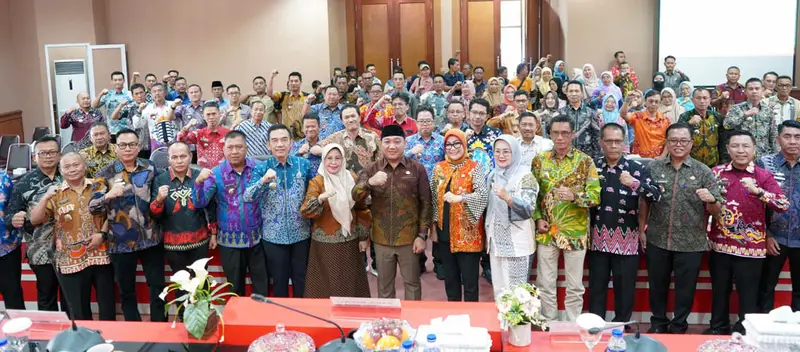 Hari Pertama Pasca Dilantik, Wabup M. Syaiful Anwar Pimpin Coffee Morning Bersama Pejabat Daerah