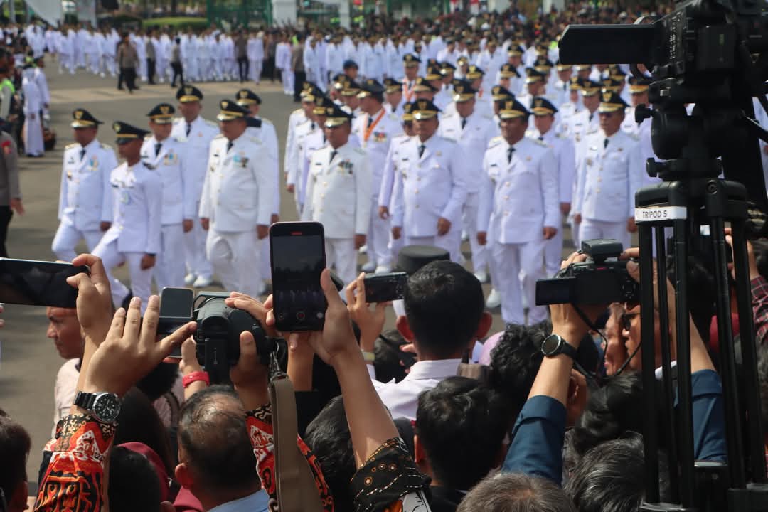 Presiden Prabowo Subianto melantik Hamartoni Ahadis dan Romli sebagai Bupati dan Wakil Bupati Lampung Utara periode 2025-2030