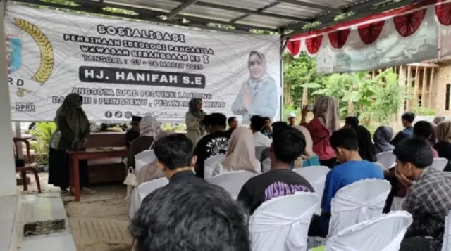 Hanifah Sosialisasi Pembinaan Ideologi Pancasila dan Wawasan Kebangsaan di Padang Cermin