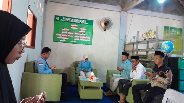 Kemenag Lampung Tengah Lakukan Verifikasi di MI Darul Muttaqien