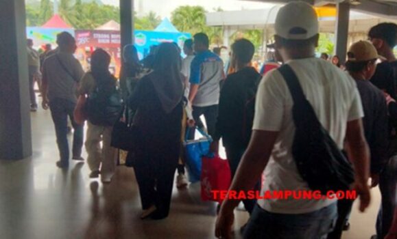 Jumlah Pemudik Idul Fitri Tahun 2025 Diperkirakan Turun Sekitar 24 Persen