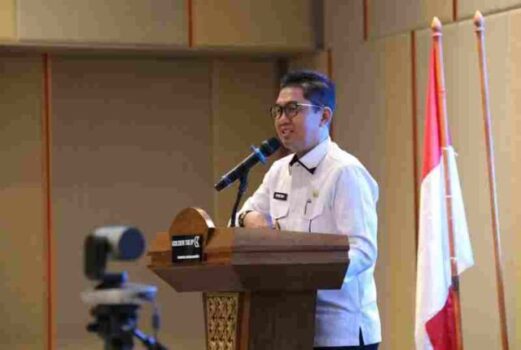 Pj. Sekdaprov Fredy Buka Sosialisasi Program Kampung Iklim