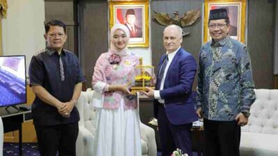 Wagub Jihan Terima Kunjungan Rektor UIN dan Warek Bidang Hubungan Internasional Universitas Negeri Tomsk Rusia