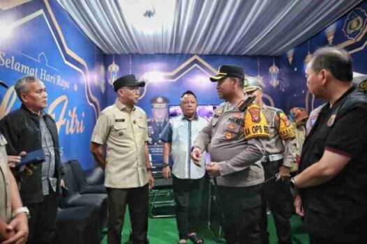 Gubernur Mirza Tinjau Pelayanan dan Pengamanan Arus Balik Lebaran