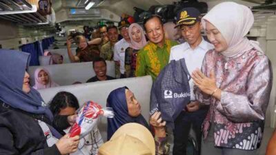 Wagub Jihan Nurlela Lepas Mudik Gratis