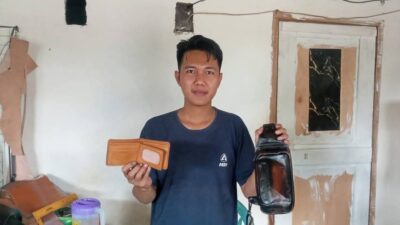 Dompet dan Tas Kulit Handmade Brand Lokal “Ellias”: Sentuhan Tangan Kreatif Pemuda Lampung Timur