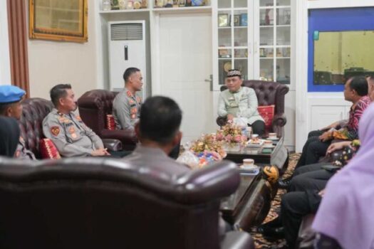 Pertemuan Perdana, Wali Kota Metro dan Kapolres Metro Jalin Sinergitas untuk Kemajuan Kota