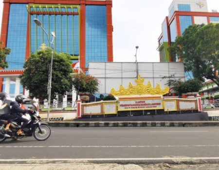 Ratusan Pegawai Pramubakti di Pemkot Bandarlampung Terancam Dirumahkan