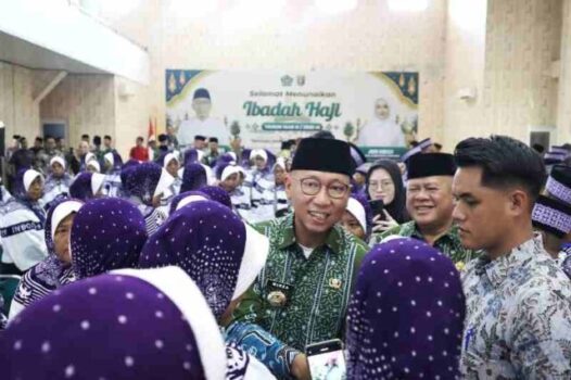 Setiap Jemaah Haji Lampung Terima Uang Saku Rp1 Juta dari Gubernur Mirza