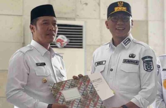 Pemkab Pesisir Barat Hibahkan Tanah dan Gedung Samsat untuk Pemprov Lampung