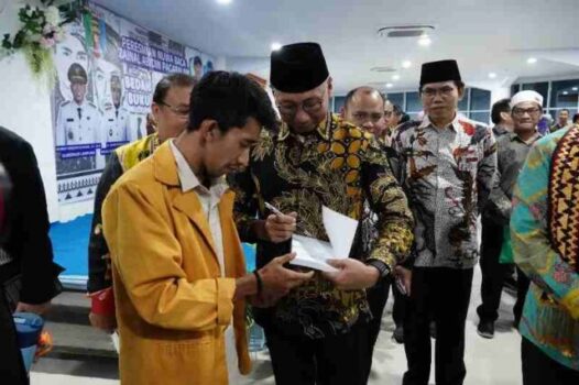 Mantan Gubernur Zainal Abidin Pagaralam Jadi Nama Perpustakaan Daerah Lampung