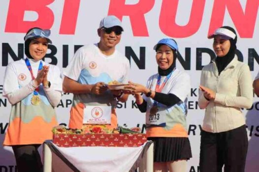Perkuat Komitmen Kesehatan, Pemprov Lampung Rayakan Hari Bidan Internasional Melalui Kegiatan Fun Run